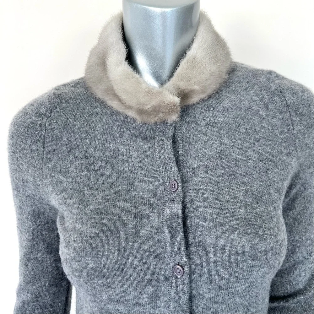Bloomingdale’s cashmere cardigan with mink collar  size S - Picture 2 of 6